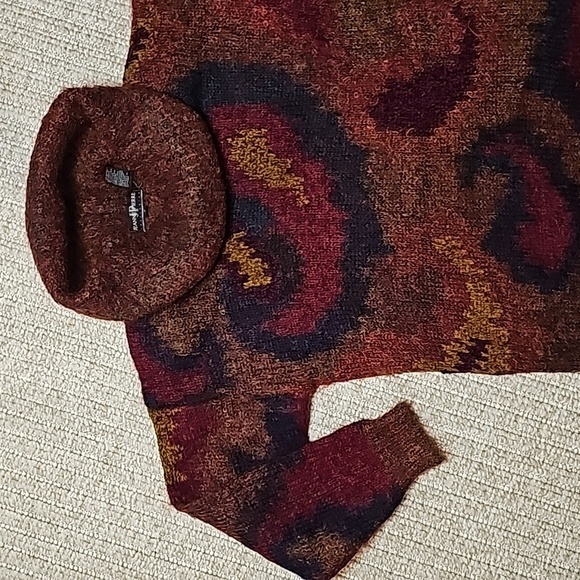 Vintage JEANNE PIERRE Mohair Turtleneck Sweater with Abstract Patterns Small - Picture 2 of 15